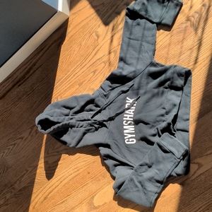 Size S black gymshark crop hoodie
